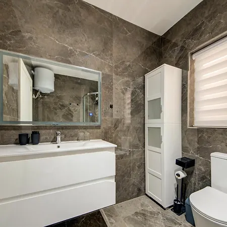 Apartamento Peaceful 3br Escape Near The Sea With Terrace Birżebbuġa